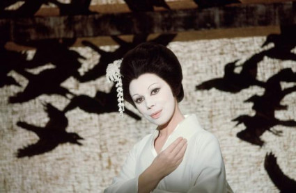 Фотография  для Жан-Пьер Поннель: Мадам Баттерфляй