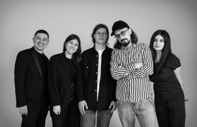 Большой чёрный стендап