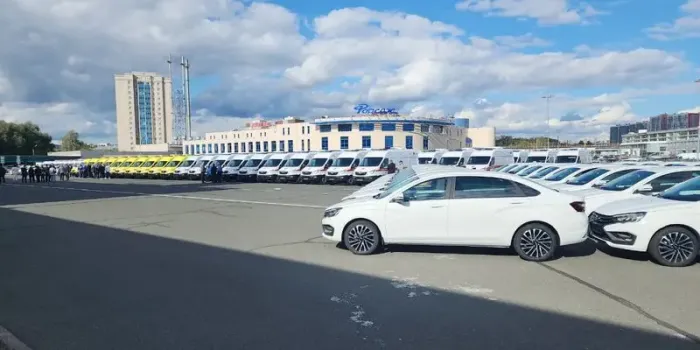 Татарстан получил 80 новых Lada Aura для госучреждений