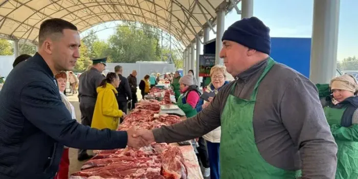 В Набережных Челнах открыли сезон сельхозярмарок