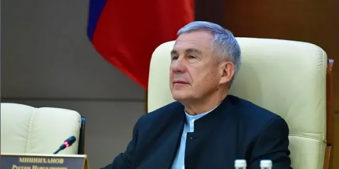 Минниханов возглавил медиарейтинг губернаторов ПФО в августе