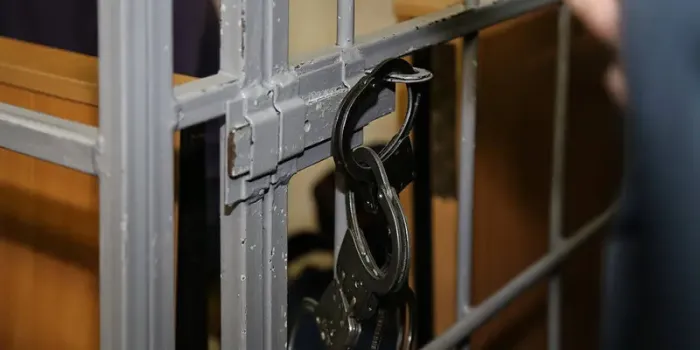 В Челнах на скамье подсудимых окажется мужчина, снимавший посетительниц ТЦ в туалете