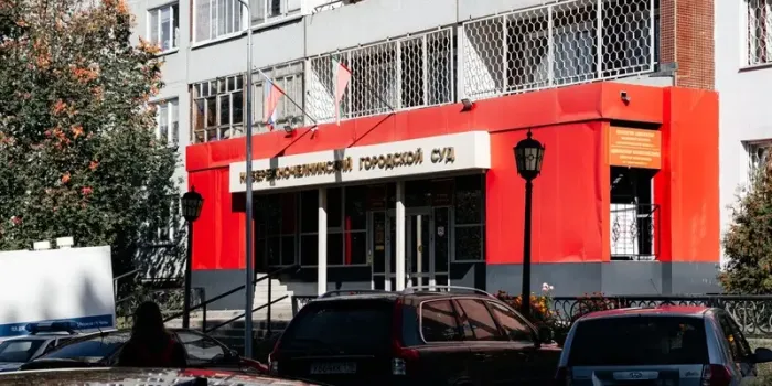 В Набережных Челнах закрыли «Wаурма Халяль» за работу нелегального иностранца