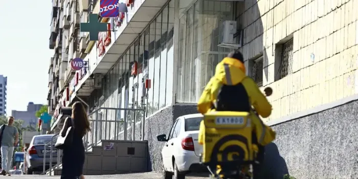 Казанская студентка получила товары на миллион из-за сбоя маркетплейса