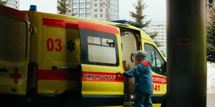 В Челнах врачи борются за жизнь туристки из Китая. пострадавшей в жестком ДТП на М-12