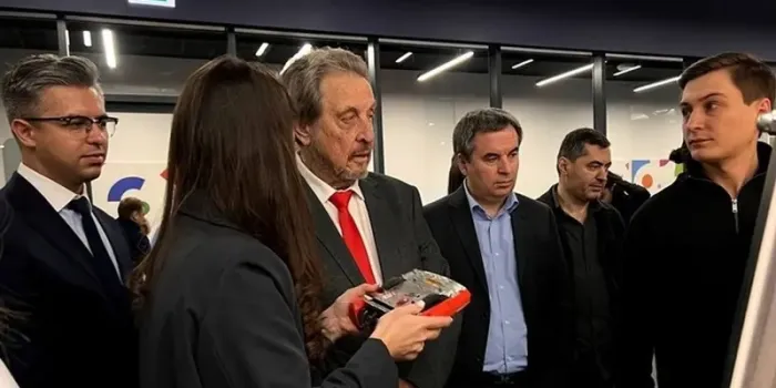 Приключение американца в Казани: что поразило отца Илона Маска в Татарстане, а что заставило задуматься