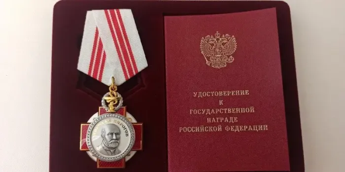 Валерий Герасимов наградил казанского хирурга Вадима Горбунова орденом Пирогова