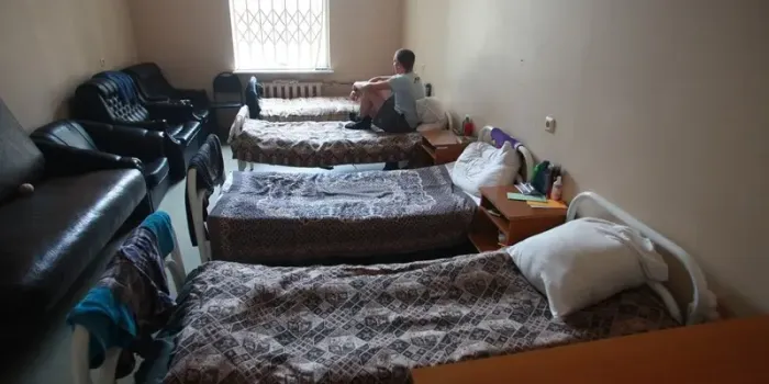 Нижнекамец, выпавший из окна наркодиспансера, проиграл суд и остался должен больнице