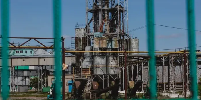 Суд оштрафовал мастера завода после гибели рабочего на производстве