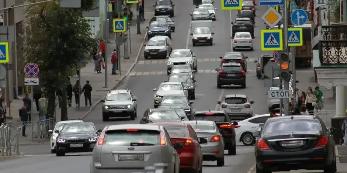 Сколько надо копить татарстанцам на автомобиль: Ради подержанной Camry предстоит откладывать 3 года