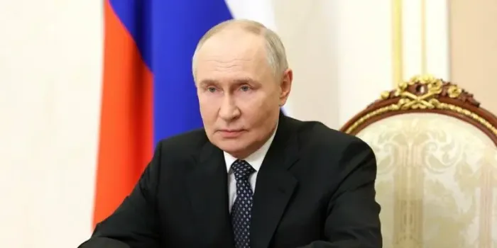 Владимир Путин поздравил жителей Татарстана с Днем народного единства