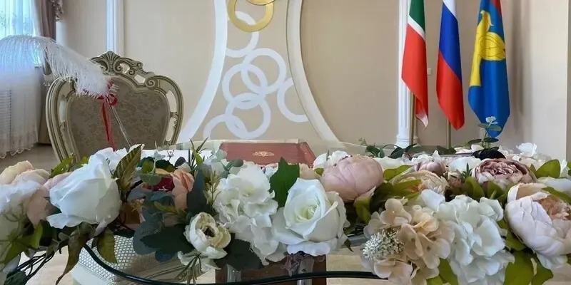 Молодоженам в Татарстане готовы платить по 100 тысяч: кто может претендовать