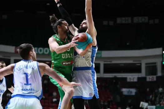 Ударный дебют Шведа: именитый новичок помог УНИКСу разгромить «Самару»