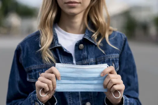 В РКБ Татарстана ввели масочный режим из-за роста заболеваемости гриппом