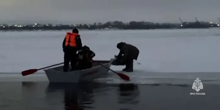 На Каме у Нижнекамской ГЭС спасли пожилого рыбака