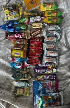 Родители в Казани раскритиковали новогодние подарки для детей