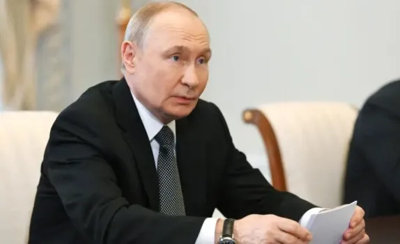 Путин: Казань показала хороший пример взаимодействия представителей различных культур