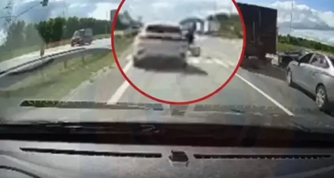 В Пестречинском районе Татарстана водитель иномарки сбил подростка на питбайке