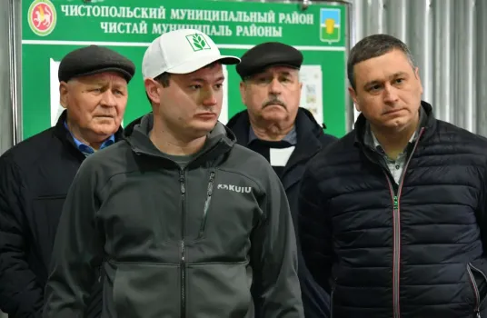 Клан Хуснуллиных принесет Чистополю миллиарды на картошке фри