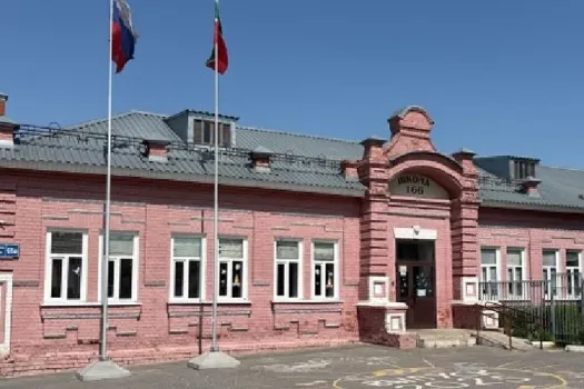 Старинная школа № 166 в Киндерях получит статус памятника культуры