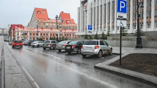 В Казани увеличилось количество штрафов за неоплаченную парковку