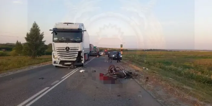 В Татарстане мотоциклист вылетел на встречку и погиб