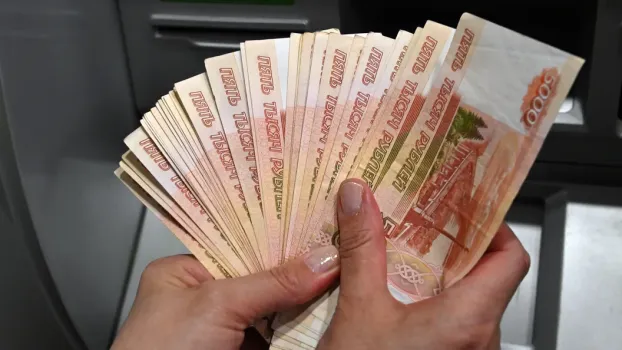 В Татарстане руководитель строительной компании полгода не платил зарплату сотрудникам