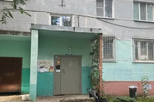 В Казани годовалый ребенок выпал с высоты восьмого этажа