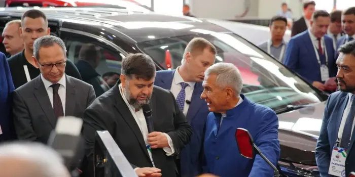 Минниханов заявил о важности сохранения центра Казани