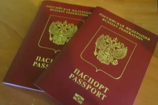 Дети до 14 лет смогут выезжать за границу только с загранпаспортом