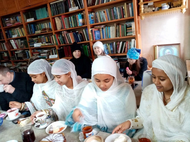 Эфиопские гости посетили рождественскую службу в Набережных Челнах