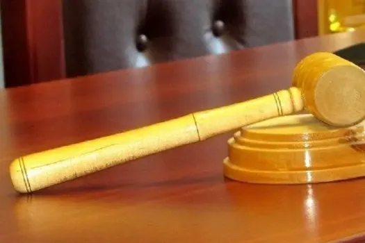 Суд в Казани продолжает слушания по делу экс-директора колледжа Хисамутдиновой