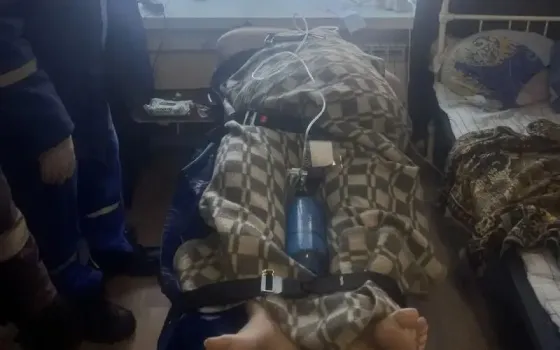 В Казани спасатели помогли медикам транспортировать пациента весом 250 кг