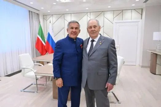 Минниханов поздравил Шаймиева с 89-летием на официальных страницах республики