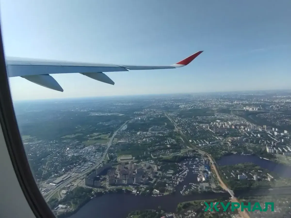 Самолет из Пекина в Москву совершил несколько кругов над Казанью