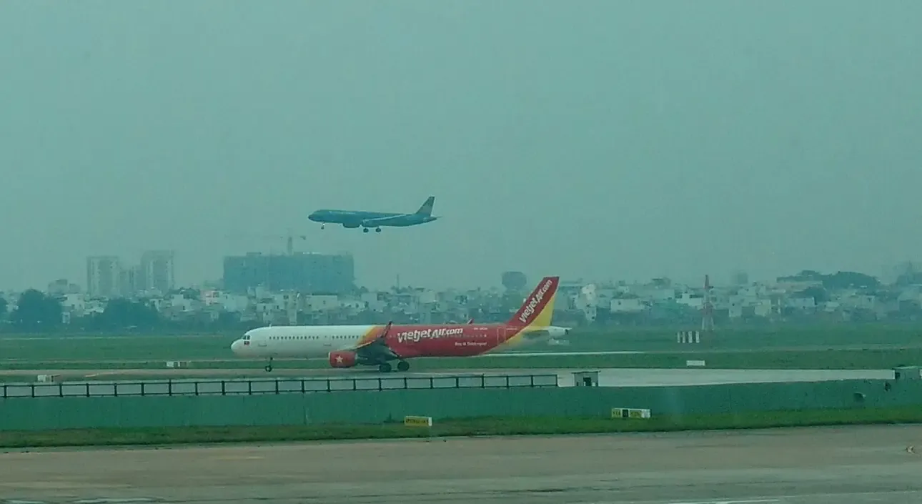 Самолет из Вьетнама в Казань вернулся в аэропорт вылета из-за проблем с двигателем