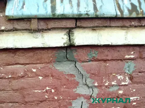 Жильцы аварийного дома в Казани добиваются переселения через СК РФ