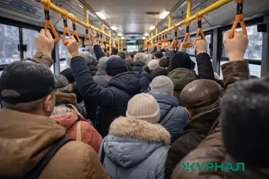 В Набережных Челнах девушка получила травму в автобусе