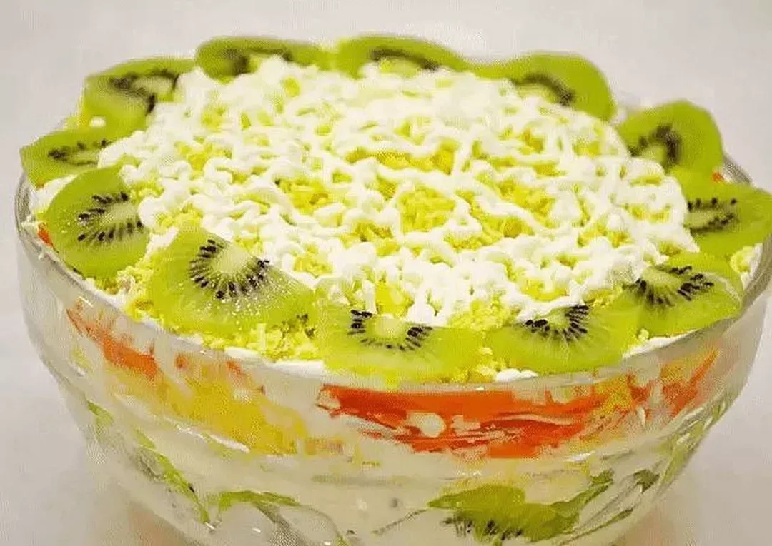 Салат «Африка»: нежное сочетание курицы и киви для праздничного стола