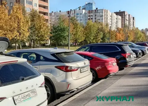 Казанские водители рискуют нарваться на штрафы за старые номера без флага