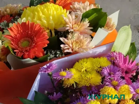 В Набережных Челнах задержали молодого человека за кражу букетов из цветочного магазина