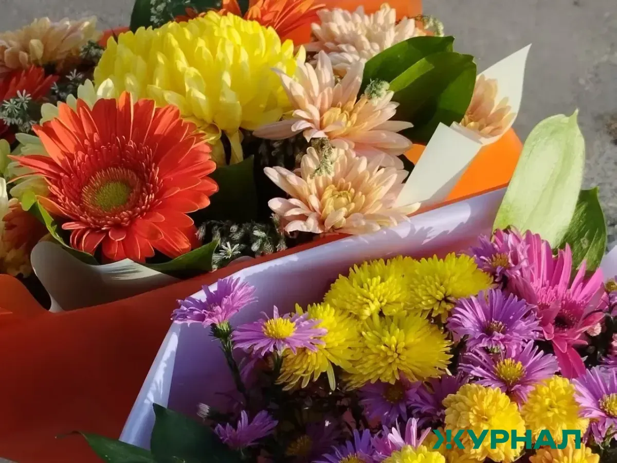 В Набережных Челнах задержали молодого человека за кражу букетов из цветочного магазина