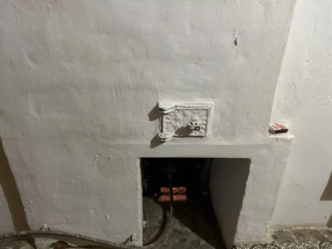 Надежный способ замазывания трещин в печи: простой раствор из трех ингредиентов