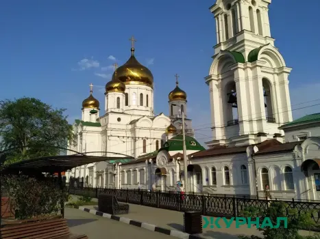 Пасхальные богослужения пройдут в десяти храмах Альметьевского района