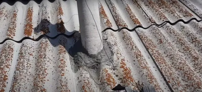 Изолируем дымоход на крыше: простой рецепт из цемента и стекловаты