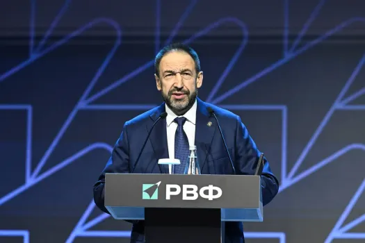 Премьер-министр Песошин поздравил татарстанцев с Днем мецената и благотворителя