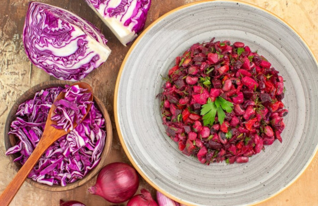 Салат &laquo;Пожуй на ночь&raquo;: легкий и вкусный ужин без вреда для фигуры