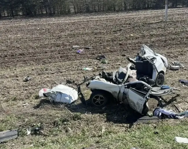 Смертельное ДТП на трассе Чистополь &mdash; Нижнекамск: водитель легковушки погиб в столкновении с грузовиком