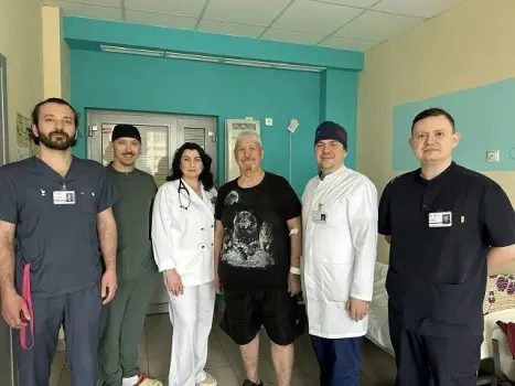 Врачи РКБ Татарстана провели уникальную операцию и спасли 71-летнего пациента