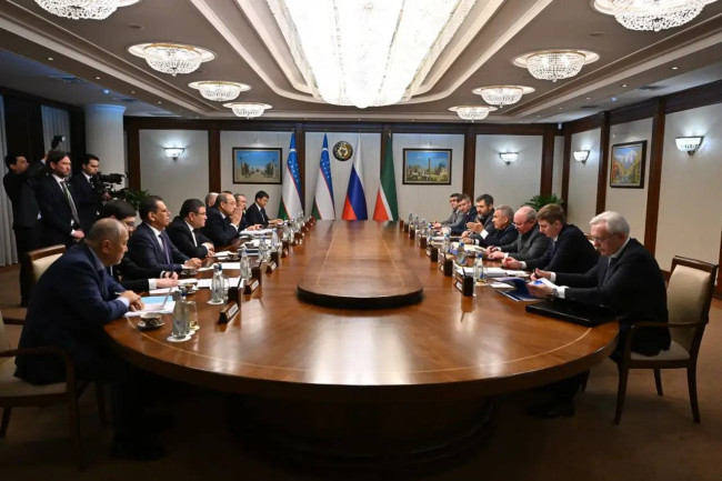 Минниханов и Арипов обсудили сотрудничество Татарстана и Узбекистана